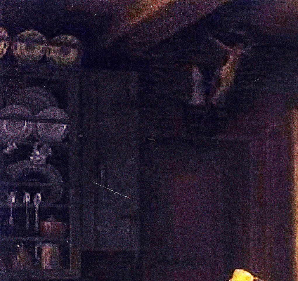 Bufet z naczyniami i sztućcami oraz krucyfiks, 1845, olej na płótnie, fragment obrazu Tyrolska scena rodzinna, Muzeum Narodowe w Szczecinie